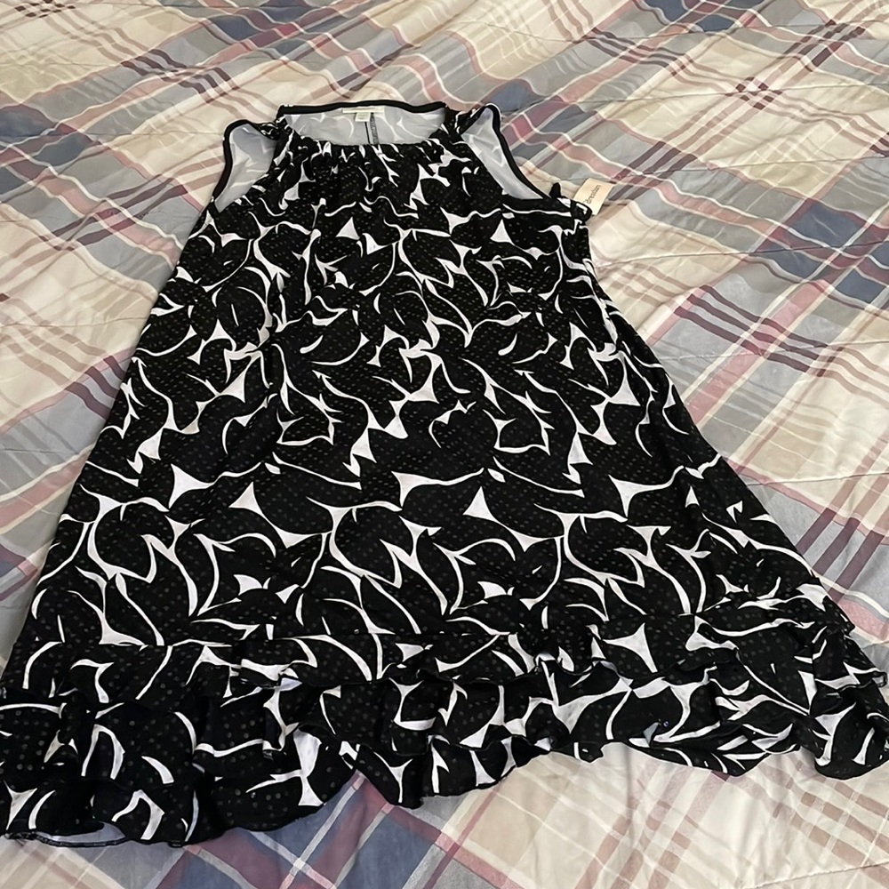 blank and white tent dress